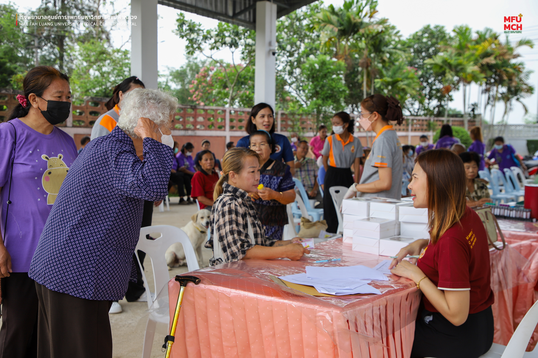 รพศ. มฟล. จัดอบรมเชิงปฏิบัติการสำหรับอาสาสมัครสาธารณสุขและเจ้าหน้าที่สาธารณสุข ณ โรงพยาบาลส่งเสริมสุขภาพตำบลแม่ข้าวต้ม